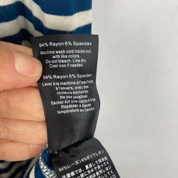 Kavu Womens Striped Romper Size XS Shorts Pockets Blue White Sleeveless Casual - Picture 7 of 8